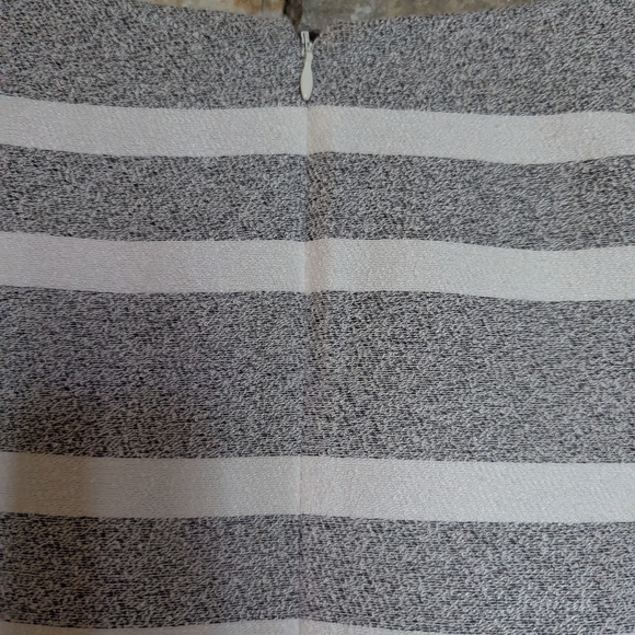 Gray Dress for Work or Play, Ann Taylor, Size 10 - Picture 4 of 7